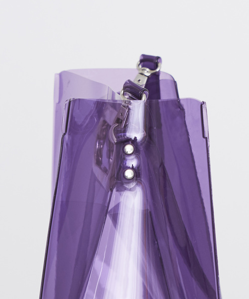 UNITED TOKYO（ユナイテッドトウキョウ）の「PVC ショルダー（ショルダーバッグ・レディース・ホワイト/パープル/ブラック/レッド/グレー・1）」の11枚目の写真