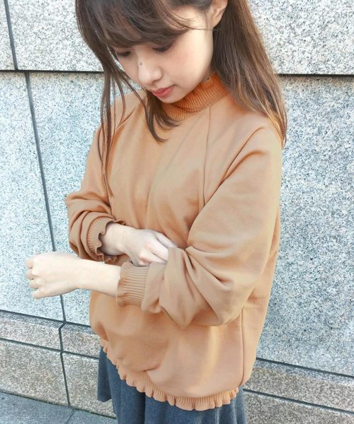 IEDIT（イディット）の「【ZOZO限定カラー追加！】ＩＥＤＩＴリブフリルスウェット（スウェット・レディース・カーキ/グレー/ブラック/ライトカーキ/モカ・MEDIUM/SMALL/X-LARGE/XX-LARGE/LARGE）」の8枚目の写真