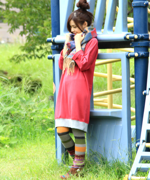 チチカカ（チチカカ）の「クレイジーボーダータイツ（タイツ/ストッキング・レディース・ブルーグリーン/グレー/ブラウン・FREE）」の2枚目の写真