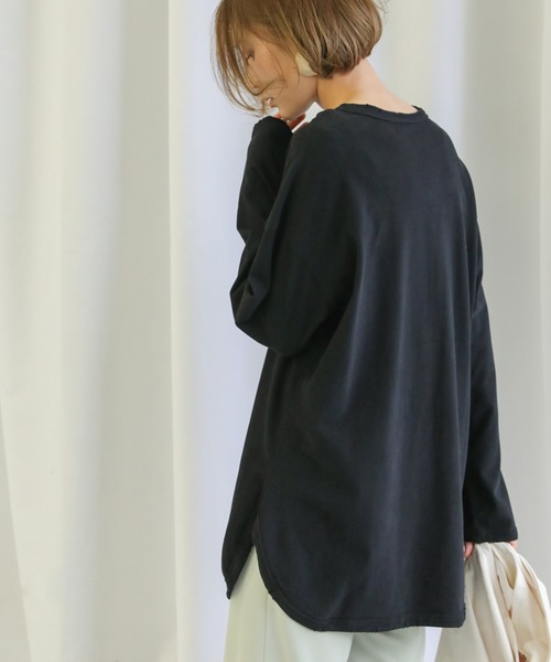 select MOCA（セレクトモカ）の「ルーズスリットサイドスリットコットンロングスリーブTシャツ（Tシャツ/カットソー・レディース・ベージュ/グレー/ホワイト/ブラック/モカ/チャコールグレー・FREE）」の22枚目の写真