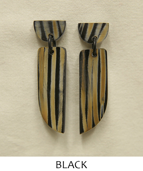 select MOCA(セレクトモカ)の「バッファローフラグメントピアス(象牙ピアス)(ピアス(両耳用)・レディース・ブラック/ベージュ・FREE)」の7枚目の写真