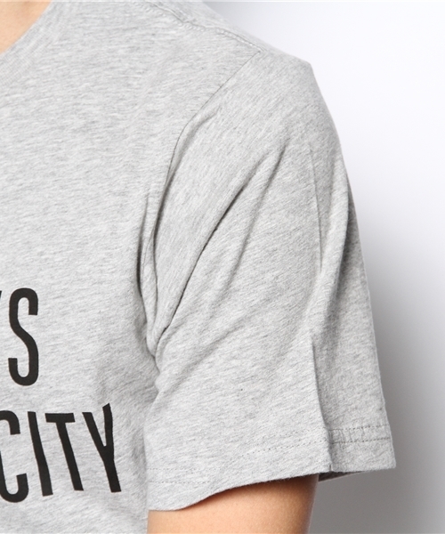 Saturdays NYC（サタデーズ ニューヨークシティ ）の「○SATURDAYS SURF NYC / Classic NYC（Tシャツ/カットソー・メンズ・ネイビー/レッド/ホワイト/グレー・LARGE/MEDIUM/SMALL/X-SMALL）」の5枚目の写真