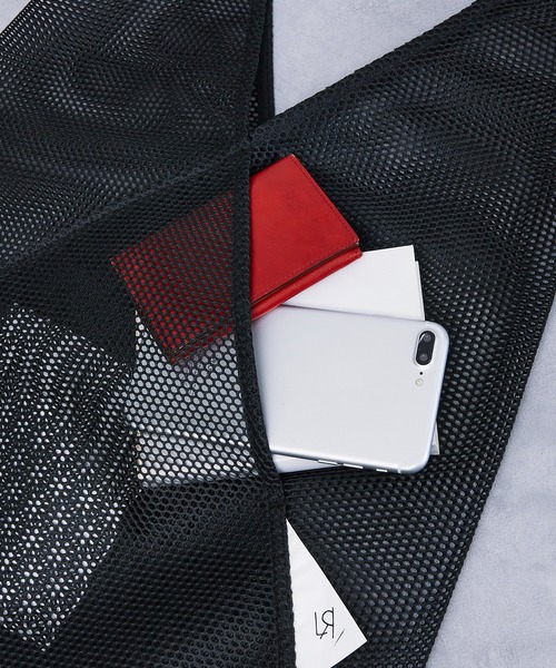 And A（アンドエー）の「LIVERAL リヴェラル / Niji ニジ ショルダートートバッグ メッシュトート トライアングルバッグ / L2002（トートバッグ・メンズ・ブラック/ブラック系その他3/ブラック系その他/ブラック系その他2・FREE）」の13枚目の写真