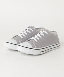 AAA（トリプルエー）の「AAA / オーセンティック レースアップ ローテクスニーカー（2326）（スニーカー）」