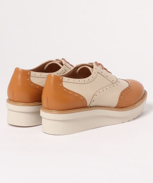 あしながおじさん（アシナガオジサン）の「〈あしながおじさん〉厚底ウィングチップシューズ（ドレスシューズ・レディース・ホワイト/ブラック/グレー/ライトブラウン・22.5cm/23.5cm/24.5cm/23.0cm/24.0cm）」の5枚目の写真