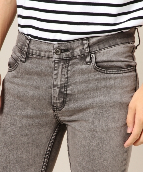 BEAUTY&YOUTH UNITED ARROWS(ビューティーアンドユースユナイテッドアローズ)の「<CHEAP MONDAY> B/WASH SLIM/パンツ(デニムパンツ・メンズ・ダークグレー・28inch/30inch/32inch)」の5枚目の写真