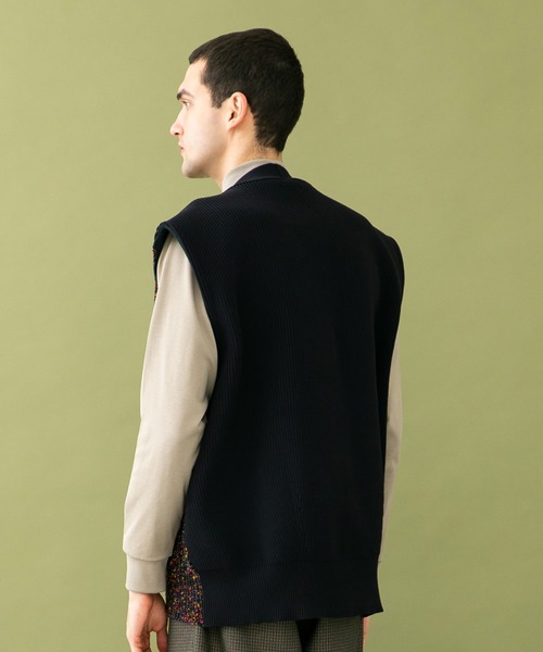 UNITED TOKYO（ユナイテッドトウキョウ）の「ネオンネップオーバーサイズニットベスト（ベスト・メンズ・ブラック/ベージュ・FREE）」の5枚目の写真