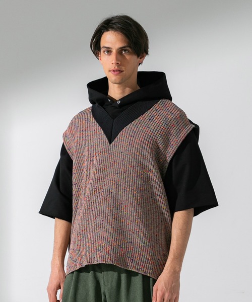 UNITED TOKYO（ユナイテッドトウキョウ）の「ネオンネップオーバーサイズニットベスト（ベスト・メンズ・ブラック/ベージュ・FREE）」の16枚目の写真