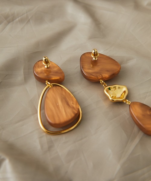 UNITED TOKYO（ユナイテッドトウキョウ）の「マーブルペブルピアス（ピアス（両耳用）・レディース・ブラウン/ネイビー・FREE）」の4枚目の写真