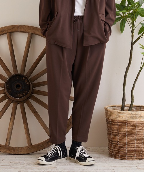 TONE SELECT WEAR(トーンセレクトウェア)の「【TONE MEN'S】梨地ジャージテーパードパンツ(BL)(その他パンツ・メンズ・ブラック/ブラウン/グレイッシュベージュ/ブルー・MEDIUM/LARGE)」の4枚目の写真