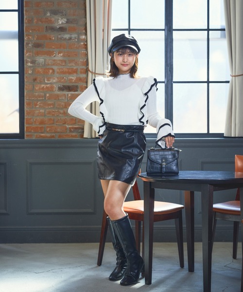 Loueme（ルエム）の「ストレッチヒールロングブーツ（ブーツ・レディース・ブラウン/ブラック・M/S/L）」の13枚目の写真