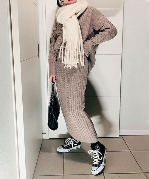 SUGAR BISKET（シュガービスケット）の「ケーブルニットセットアップ（ニット/セーター・レディース・ブラック/ブラウン/ダークグレー/スモークピンク/グレイッシュベージュ・M/L）」の19枚目の写真