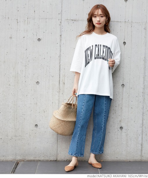 coca(coca)(コカ)の「ビックシルエットカレッジロゴTシャツ(Tシャツ/カットソー・レディース・ホワイト/ベージュ/チャコールグレー・ONE SIZE)」の6枚目の写真