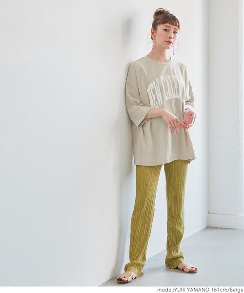 coca(coca)(コカ)の「ビックシルエットカレッジロゴTシャツ(Tシャツ/カットソー・レディース・ホワイト/ベージュ/チャコールグレー・ONE SIZE)」の17枚目の写真