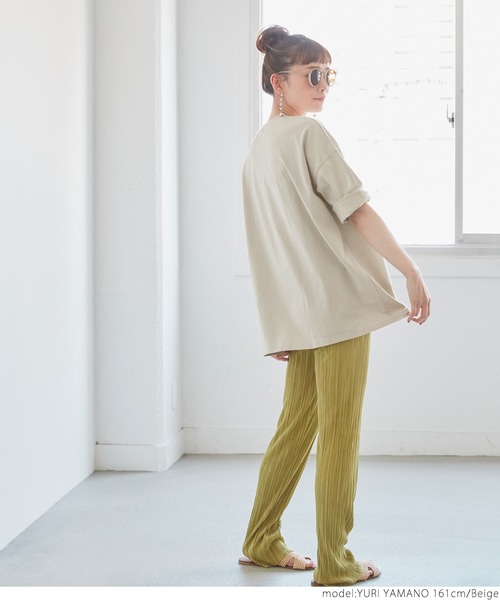 coca(coca)(コカ)の「ビックシルエットカレッジロゴTシャツ(Tシャツ/カットソー・レディース・ホワイト/ベージュ/チャコールグレー・ONE SIZE)」の22枚目の写真