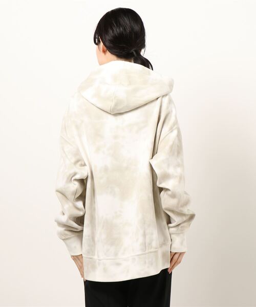 RAG MACHINE（ラグマシーン）の「【RAG MACHINE】タイダイ柄ビッグシルエットパーカー （パーカー・レディース・ホワイト×ブルー/ホワイト×カーキブラウン・M/L）」の4枚目の写真