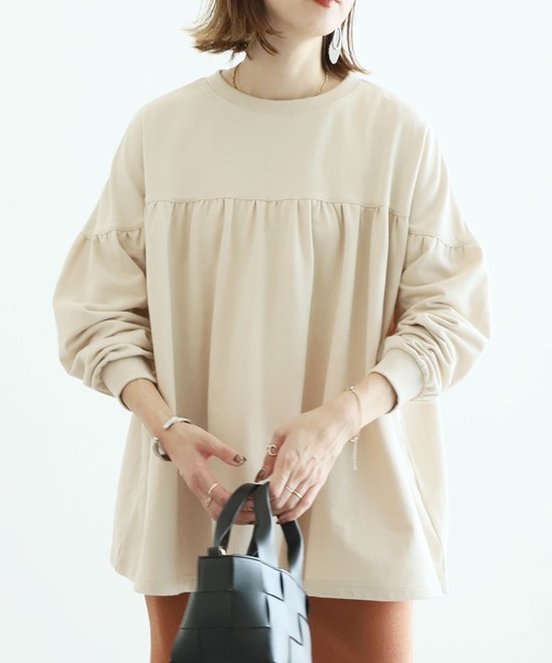 reca（レカ）の「ギャザーフレアカットソー（Tシャツ/カットソー・レディース・ミント/カーキ/ライトベージュ/グレイッシュベージュ/ブラック/パープル/ベージュ/アイボリー/ベージュ系その他・FREE）」の4枚目の写真