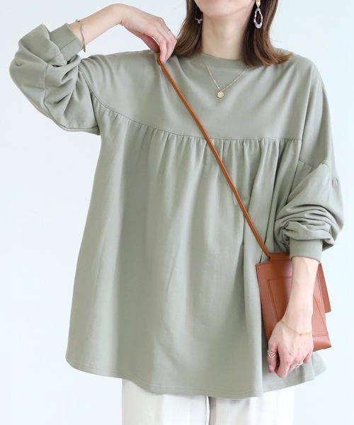 reca（レカ）の「ギャザーフレアカットソー（Tシャツ/カットソー・レディース・ミント/カーキ/ライトベージュ/グレイッシュベージュ/ブラック/パープル/ベージュ/アイボリー/ベージュ系その他・FREE）」の7枚目の写真