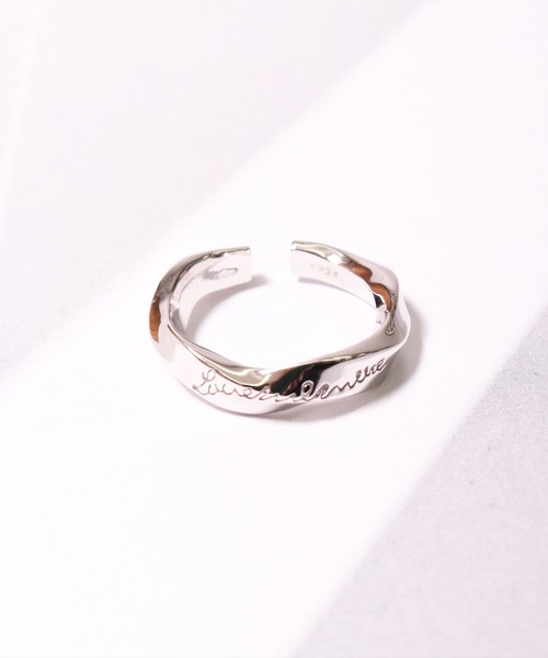 BAYBLO（ベイブロ）の「(EL)【ユニセックス】シルバー925 デザイン リング（リング・メンズ・シルバー系その他2/ゴールド/ゴールド系その他/その他7/シルバー系その他3/シルバー系その他5/ゴールド系その他2/ゴールド系その他3/ゴールド系その他4/ゴールド系その他5/ゴールド系その他6/ゴールド系その他7/シルバー系その他7/シルバー系その他/その他5/シルバー系その他6/ブラック系その他/その他2/シルバー系その他4/その他3/その他1/その他4/その他6/シルバー/ブラック系その他2・ONE SIZE）」の19枚目の写真