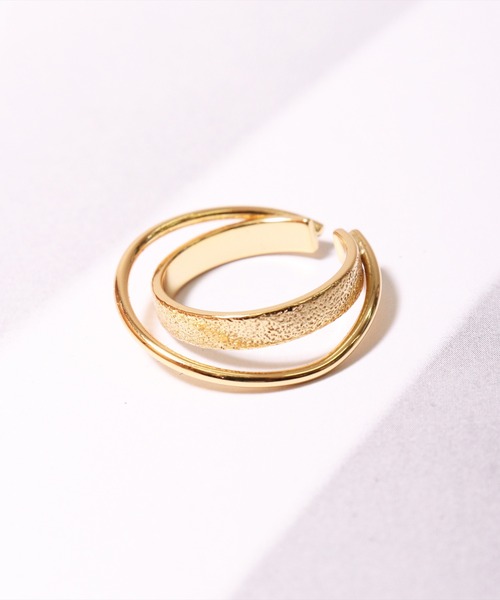 BAYBLO（ベイブロ）の「(EL)【ユニセックス】シルバー925 デザイン リング（リング・メンズ・シルバー系その他2/ゴールド/ゴールド系その他/その他7/シルバー系その他3/シルバー系その他5/ゴールド系その他2/ゴールド系その他3/ゴールド系その他4/ゴールド系その他5/ゴールド系その他6/ゴールド系その他7/シルバー系その他7/シルバー系その他/その他5/シルバー系その他6/ブラック系その他/その他2/シルバー系その他4/その他3/その他1/その他4/その他6/シルバー/ブラック系その他2・ONE SIZE）」の15枚目の写真