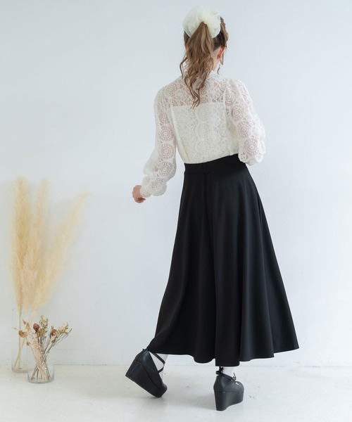 Newlyme（ニューリーミー）の「サーキュラーフレアマキシスカート（スカート・レディース・ネイビー/モカ/ブラック/ベージュ・MEDIUM/LARGE）」の11枚目の写真