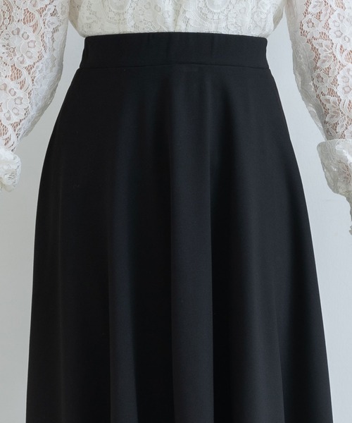 Newlyme（ニューリーミー）の「サーキュラーフレアマキシスカート（スカート・レディース・ネイビー/モカ/ブラック/ベージュ・MEDIUM/LARGE）」の16枚目の写真