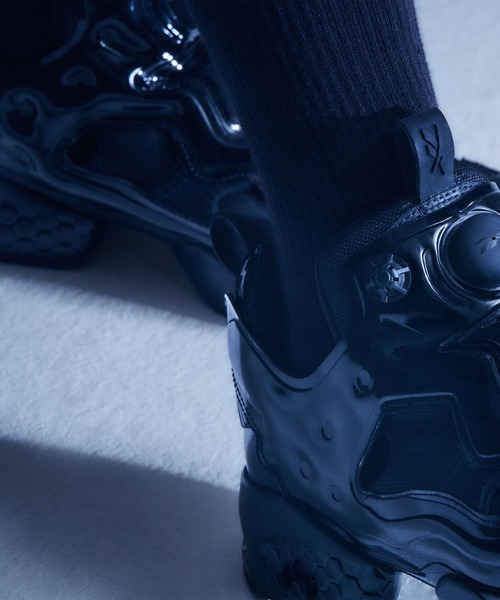 Reebok（リーボック）の「Juun.J ソックス （ソックス/靴下・メンズ・ホワイト×ブルー/ブラック×ブルー・SMALL/LARGE/MEDIUM）」の7枚目の写真