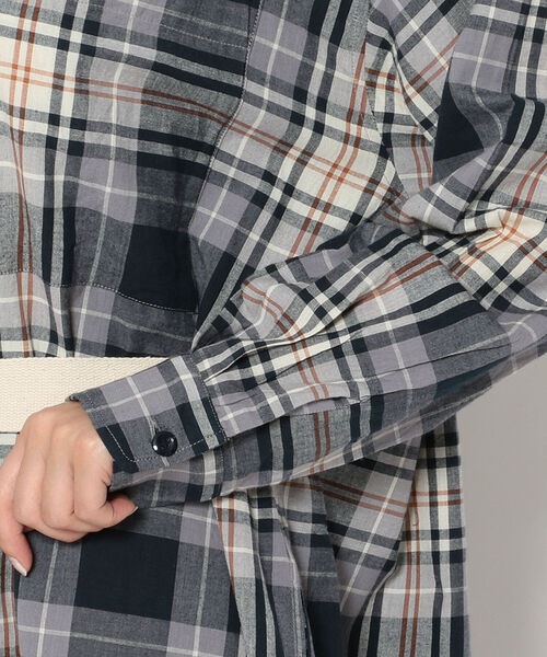 MANASTASH（マナスタッシュ）の「MANASTASH/マナスタッシュ　W-s INDIAN CHECK DRESS（ワンピース・レディース・ネイビー/ベージュ・MEDIUM）」の7枚目の写真