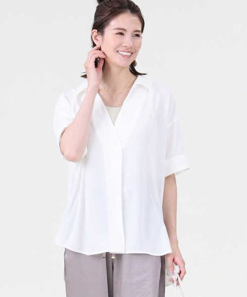 HONEYSUCKLE ROSE（ハニーサックルローズ）の「【HONEYSUCKLE ROSE】スキッパーシャツ（シャツ/ブラウス・レディース・ベージュ/ホワイト/ネイビー・M/L）」の7枚目の写真