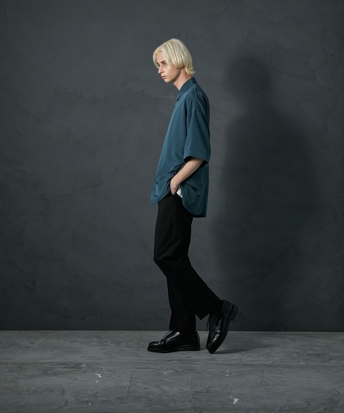 PUBLIC TOKYO(パブリックトウキョウ)の「コンフォートリラックスサテンライクシャツ / 半袖シャツ(シャツ/ブラウス・メンズ・ベージュ/パープル/ブラック/ライトブルー/ホワイト/ピンクベージュ/ダークグレー/サックスブルー/ダークグリーン/ライトグレー・1/2)」の15枚目の写真