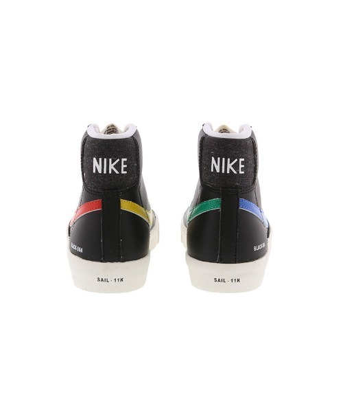 NIKE（ナイキ）の「NIKE ナイキ WMNS BLAZER MID 77 - DA2142-046（スニーカー・メンズ・ブラック・26.5cm/27cm/27.5cm/28cm/28.5cm/23㎝/24㎝/25㎝/23.5㎝/24.5㎝）」の2枚目の写真