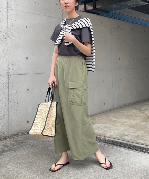 CAPRICIEUX LE'MAGE(カプリシューレマージュ)の「〈新色追加/ネイビー〉Olive Tシャツ(Tシャツ/カットソー・レディース・チャコールグレー/オフホワイト/グレイッシュベージュ/ネイビー・FREE)」の11枚目の写真