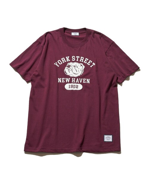 J.PRESS YORK STREET（ジェイプレスヨークストリート）の「【UNISEX】YORK STREET カレッジ Tシャツ（Tシャツ/カットソー・メンズ・アイボリー系/こしょう色系/ワイン系・SMALL/MEDIUM/LARGE）」の3枚目の写真
