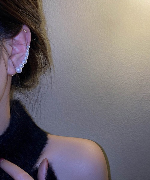 LA VORAGINE（ラ ヴォラジネ）の「イアーカフ（イヤーカフ・レディース・その他18・FREE）」の2枚目の写真