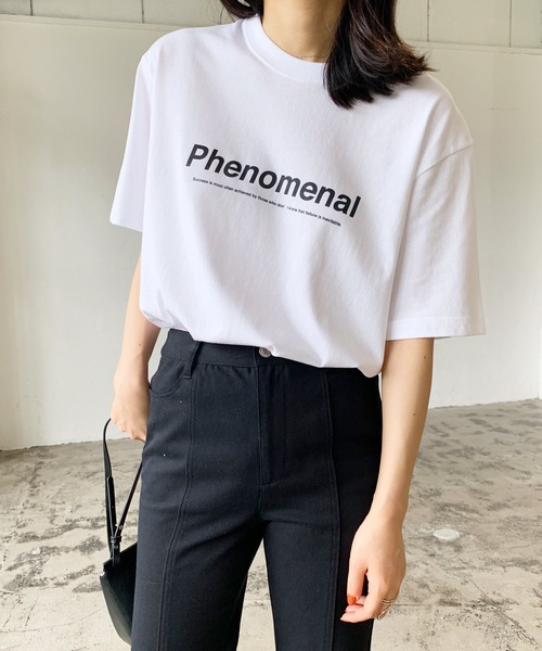 LIAN（リアン）の「PhenomenalカラーロゴプリントTシャツ（Tシャツ/カットソー・レディース・ブラック/パープル/レッド/オフホワイト/グリーン・FREE）」の2枚目の写真