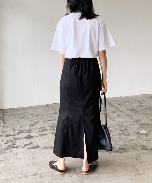 LIAN（リアン）の「PhenomenalカラーロゴプリントTシャツ（Tシャツ/カットソー・レディース・ブラック/パープル/レッド/オフホワイト/グリーン・FREE）」の18枚目の写真