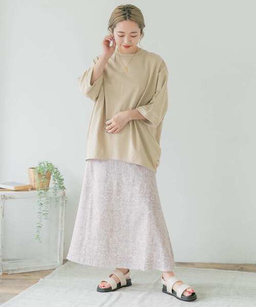 ITEMS URBANRESEARCH(アイテムズ アーバンリサーチ)の「プリントセミフレアスカート(スカート・レディース・チャコールグレー/ベージュ/オフホワイト・FREE)」の10枚目の写真