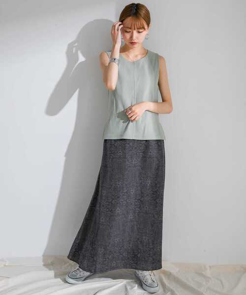 ITEMS URBANRESEARCH(アイテムズ アーバンリサーチ)の「プリントセミフレアスカート(スカート・レディース・チャコールグレー/ベージュ/オフホワイト・FREE)」の19枚目の写真