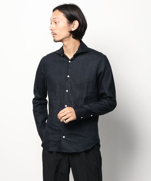 1 piu 1 uguale 3（ウノピゥウノウグァーレトレ）の「PLAIN（シャツ/ブラウス・メンズ・ホワイト/ブラック/ネイビー/カーキ・Ⅲ/Ⅳ/Ⅵ/Ⅴ/Ⅶ/Ⅷ）」の4枚目の写真
