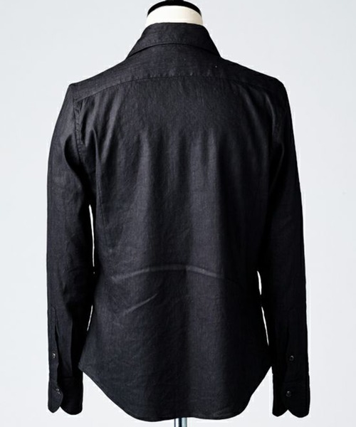 1 piu 1 uguale 3（ウノピゥウノウグァーレトレ）の「PLAIN（シャツ/ブラウス・メンズ・ホワイト/ブラック/ネイビー/カーキ・Ⅲ/Ⅳ/Ⅵ/Ⅴ/Ⅶ/Ⅷ）」の12枚目の写真