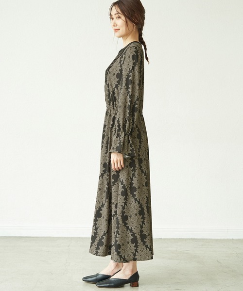 ROPE' PICNIC(ロペピクニック)の「サスティナブルプリント配色ワンピース(ワンピース・レディース・ブラック/オフホワイト/キャメル/ブラウン系その他2・38)」の5枚目の写真