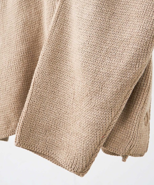 ADAMASTE（アダマスト）の「スーパーオーバーサイズVネックニット