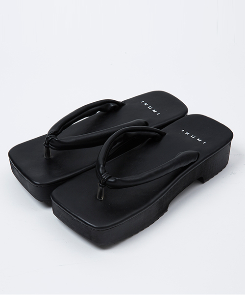 i(アイ)の「GETA(サンダル・レディース・ブラック/ホワイト・SMALL/MEDIUM/LARGE/26.5cm)」の2枚目の写真