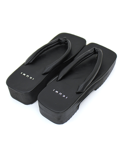 i(アイ)の「GETA(サンダル・レディース・ブラック/ホワイト・SMALL/MEDIUM/LARGE/26.5cm)」の7枚目の写真