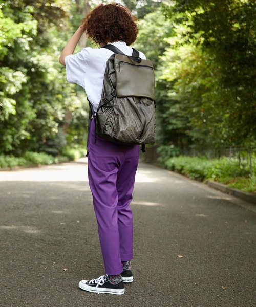 BURLAP OUTFITTER(バーラップアウトフィッター)の「BURLAP OUTFITTER(バーラップアウトフィッター)×ear ペイズリー柄レザーフラップリュック(バックパック/リュック・レディース・ブラック×カーキ・FREE)」の21枚目の写真