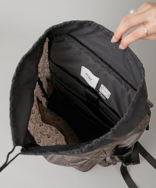 BURLAP OUTFITTER(バーラップアウトフィッター)の「BURLAP OUTFITTER(バーラップアウトフィッター)×ear ペイズリー柄レザーフラップリュック(バックパック/リュック・レディース・ブラック×カーキ・FREE)」の20枚目の写真