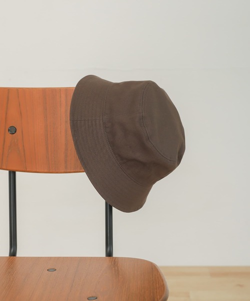 SENSE OF PLACE by URBAN RESEARCH（センスオブプレイスバイアーバンリサーチ）の「ベーシックカラーバケットハット（ハット・メンズ・ブラック/ブラウン/ブルー/アイボリー/ロイヤルブルー・ONE）」の4枚目の写真