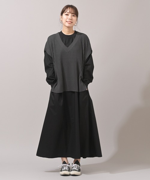 rps（アールピーエス）の「変わり編みＢＩＧベスト（ベスト・レディース・ベージュ/チャコールグレー・M）」の21枚目の写真