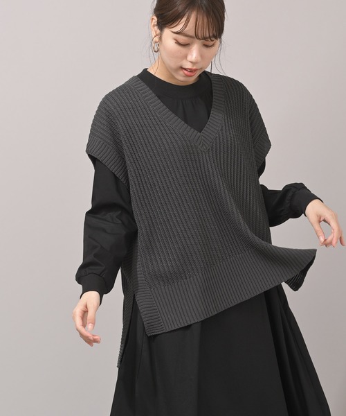 rps（アールピーエス）の「変わり編みＢＩＧベスト（ベスト・レディース・ベージュ/チャコールグレー・M）」の9枚目の写真