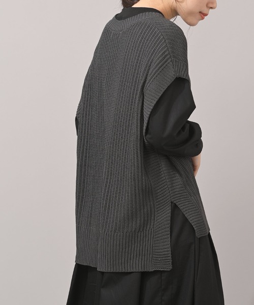 rps（アールピーエス）の「変わり編みＢＩＧベスト（ベスト・レディース・ベージュ/チャコールグレー・M）」の16枚目の写真